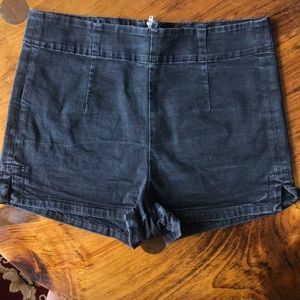 Pacsun High wasted shorts